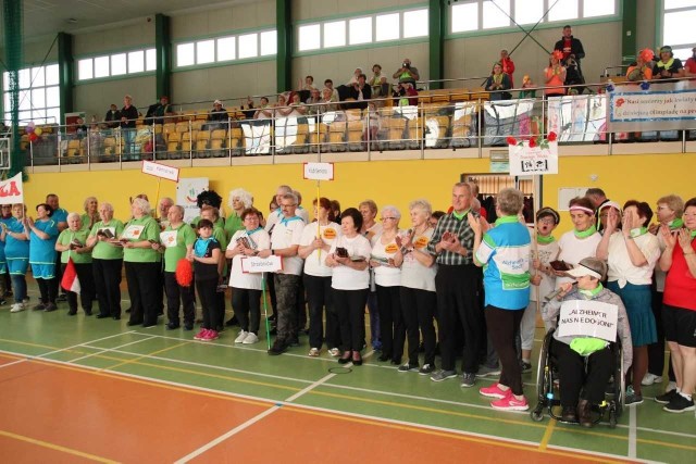 Uczestnicy I edycji Olimpiady Seniorów.