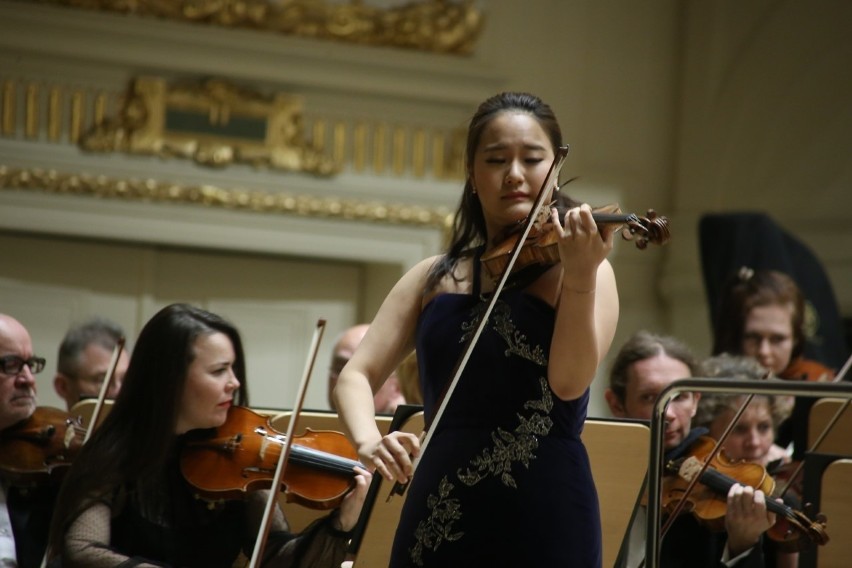 Ji Young Lim i Orkiestra Filharmonii Poznańskiej