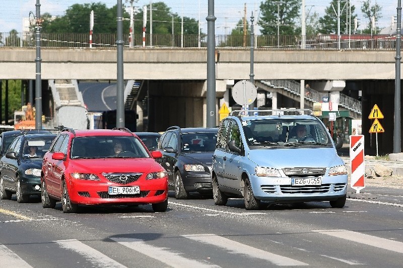 Korki w Łodzi trochę mniejsze, ale nadal dokuczliwe