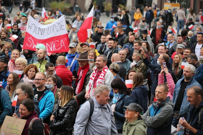 Wrocławska demonstracja tych, którzy nie wierzą w...