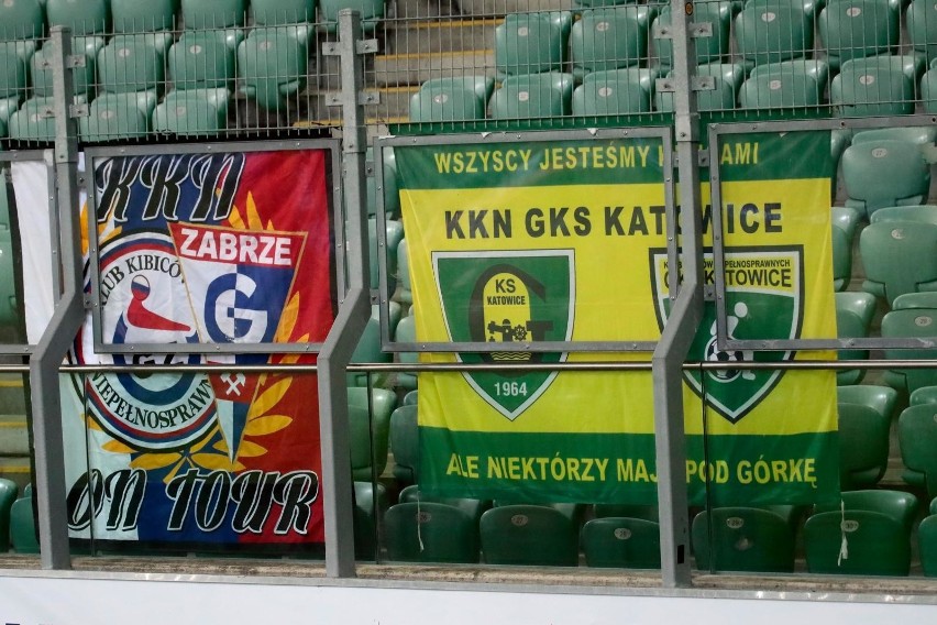 Kibice Górnika Zabrze na meczu z Legią...