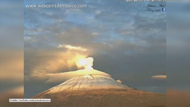 Nad meksykańskim wulkanem uformowała się niezwykła chmura