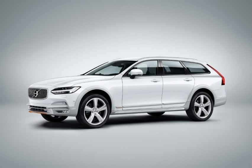 Volvo V90 Cross Country Ocean Race...