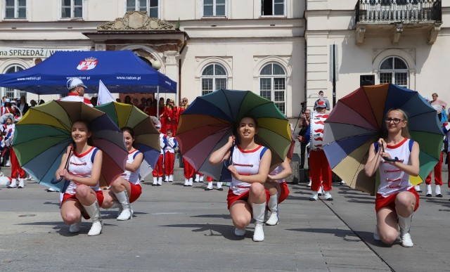 Pierwszomajowa parada orkiestr w Radomiu była barwnym widowiskiem.