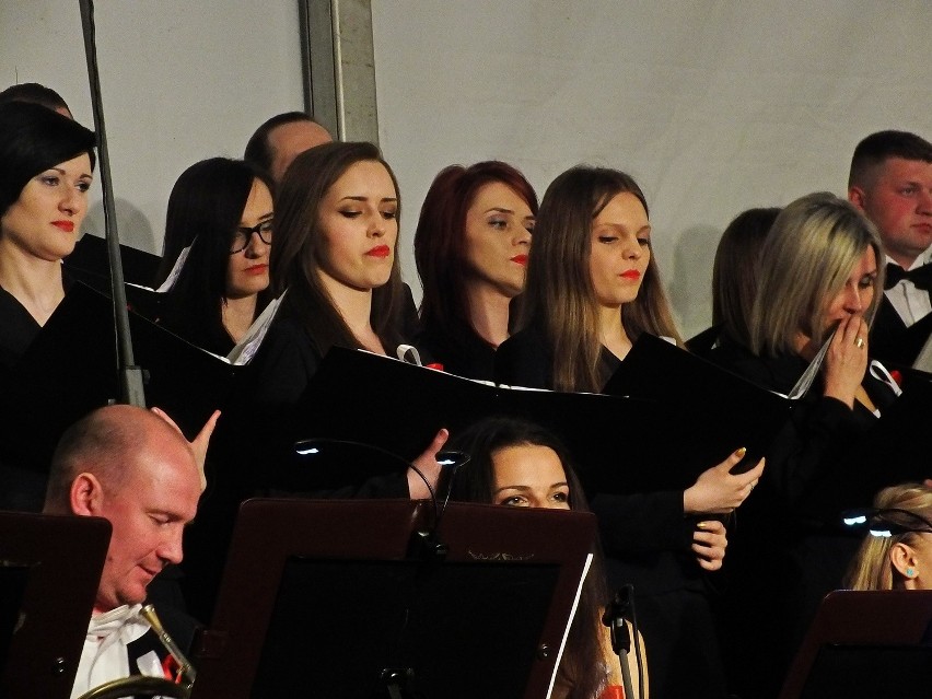 Królewska Orkiestra Symfoniczna z koncertem pieśni patriotycznych [WIDEO]