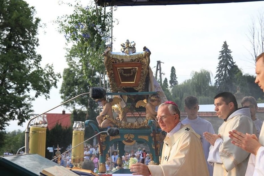 Arcybiskup Marek Jędraszewski podczas uroczystości...