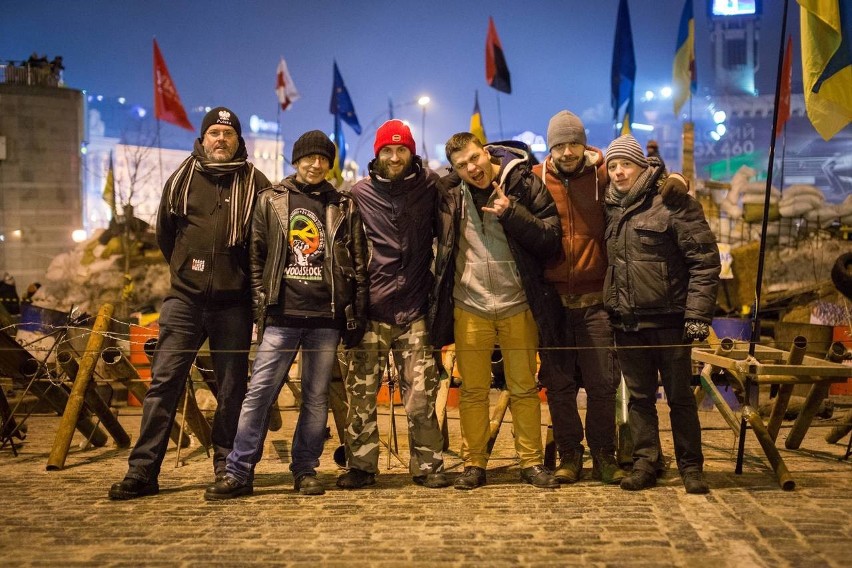 Grali na Woodstocku, pojechali na Majdan. "Nogi miękną" (zdjęcia)