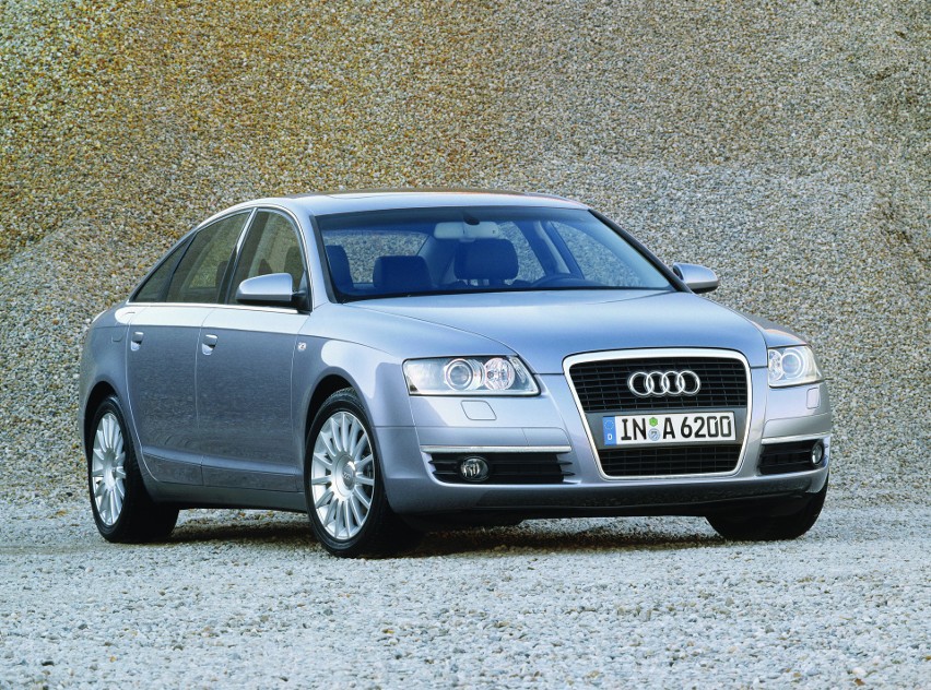 Audi A6 (rocznik 2004, typ 4F)...