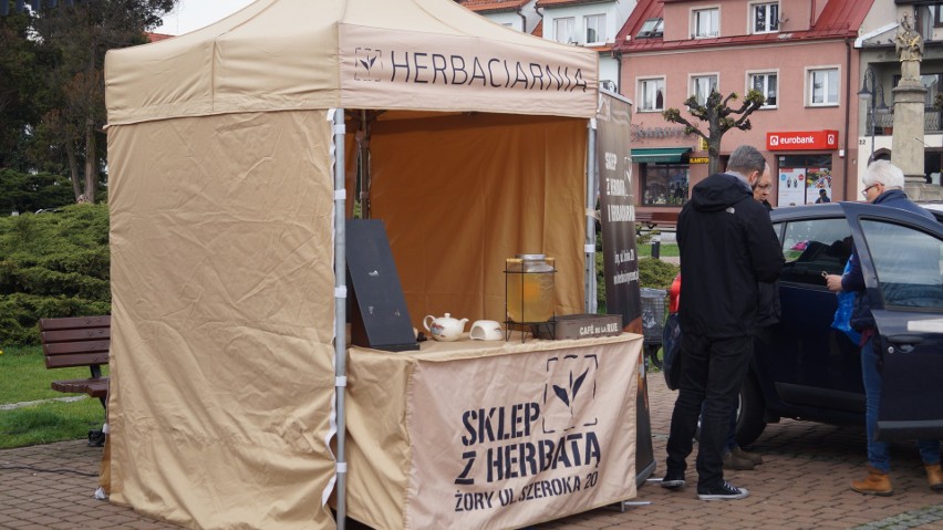 Majówka w Żorach: Na rynku zaparkowały food trucki