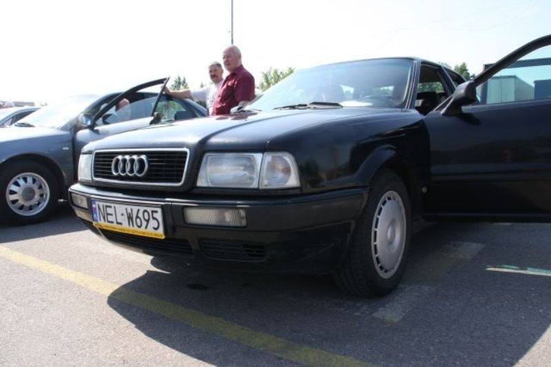 Audi B4, 1993 r., 2,0 + gaz, klimatyzacja, 5 tys. 500 zł;