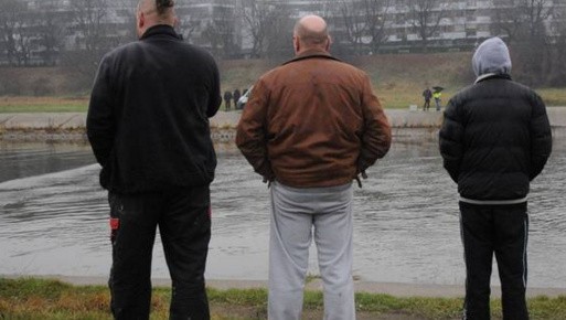 Poszukiwania zdesperowanej matki, która chciała utopić swoje...