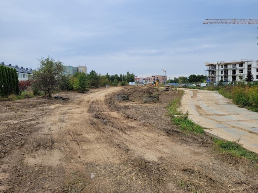 Ulica Łady-Cybulskiego od ronda do ul. Hubalczyków w...