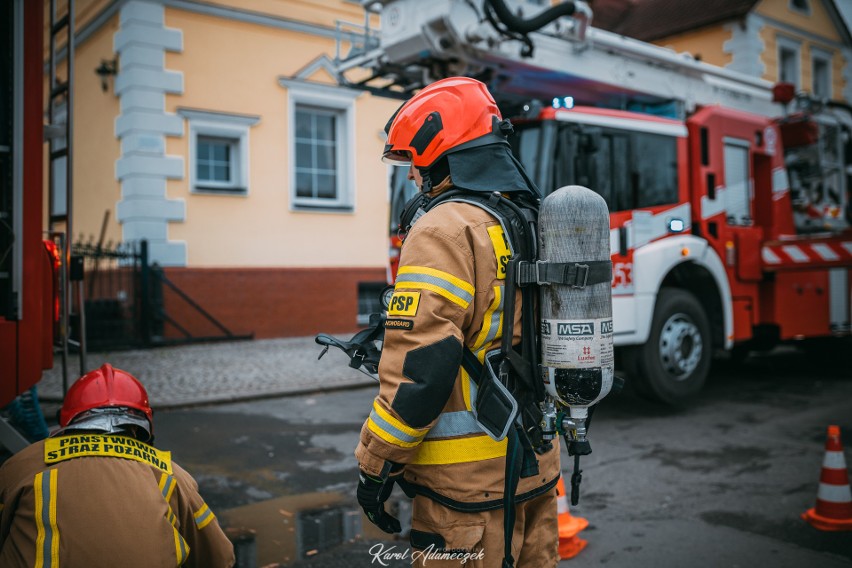 Pożar hotelu w Nowogardzie. Zapaliła się sadza w kominie