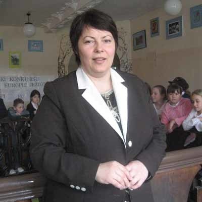 - Pałacyk, w którym mieści się część szkoły nadaje się bardziej na przedszkole - mówi Marzena Mosakowska - Wrona.