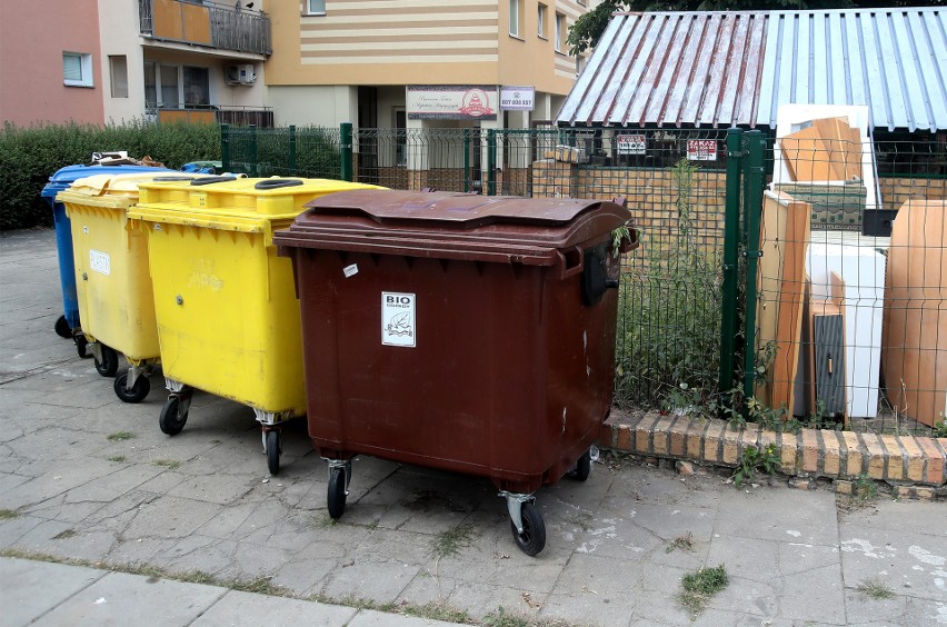 Selektywna zbiórka odpadów komunalnych funkcjonuje w...