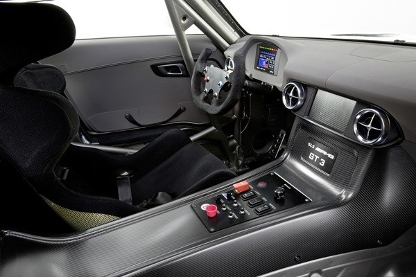 Mercedes SLS AMG GT3 dla ludzi szukających adrenaliny