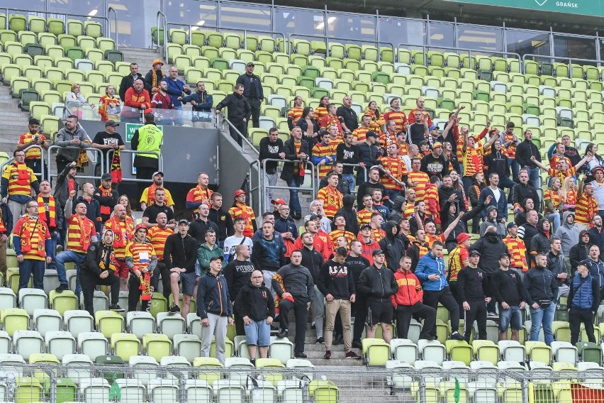 Kibice Jagiellonii na stadionie w Gdańsku