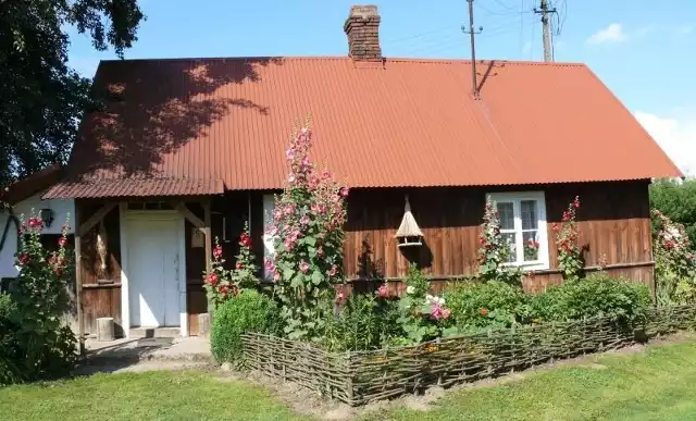 Takich domów już nie ma! Zobacz unikalny wystrój chaty z dawnych lat (ZDJĘCIA)To najstarszy dom w Wielogórze. Ma ponad sto lat.