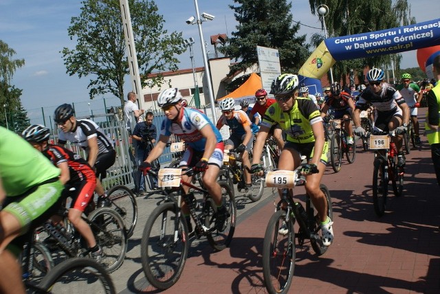V Maraton Rolkowo-Rowerowy w Dąbrowie Górniczej zgromadził na starcie prawie 300 uczestników