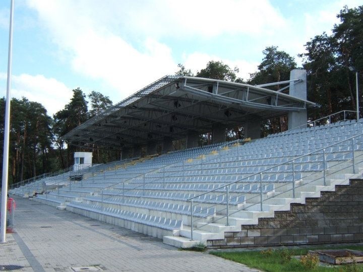 Jak budowano stadion w Kozienicach. Niegdyś najnowocześniejszy obiekt w regionie (ZDJĘCIA) 