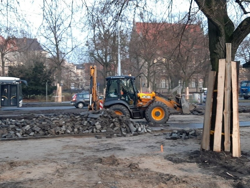 Co dzieje się na al. św. Jana Pawła II? Zobacz aktualny...