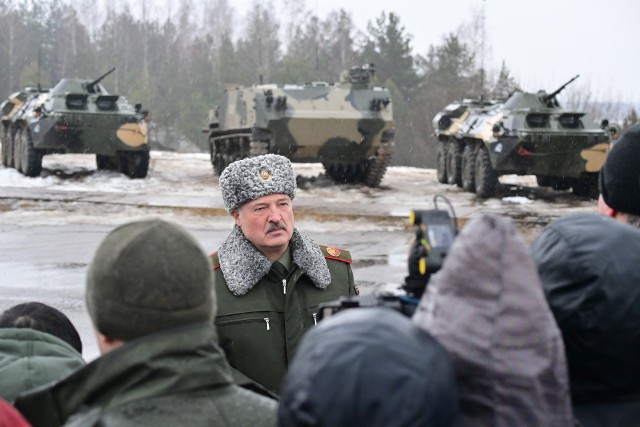 Łukaszenka straszy Ukrainę atakiem białoruskiej armii