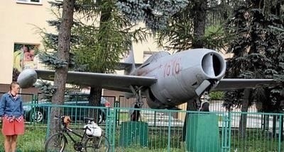 Jak-23 stoi na osiedlu Bielany od 58 lat Fot. Andrzej Banaś
