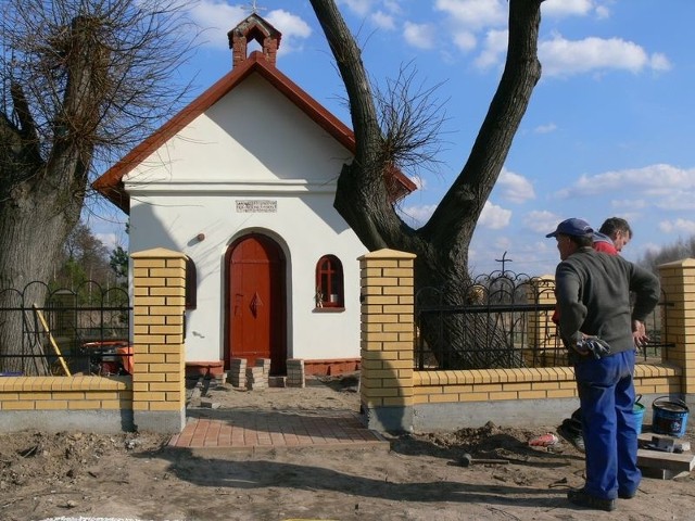 Na dokończenie remontu przydrożnej kapliczki w miejscowości Stale, w gminie Grębów, przyznano 10 tysięcy złotych.