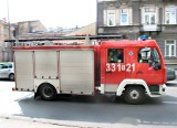 W Radomiu palił się ford transit z odzieżą