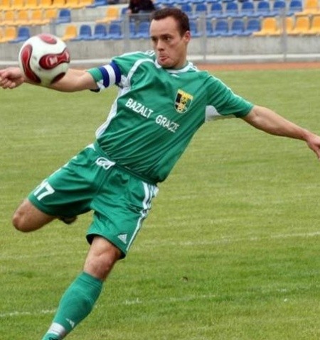 Radosław Maciejewski już w przeszłości grał przez dwa i pół roku w Chróścicach. Teraz być może wróci do Victorii.