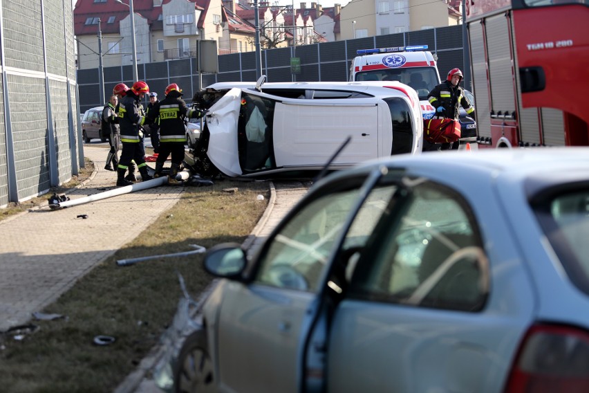 Kraków. Poważny wypadek na ul. Kuklińskiego