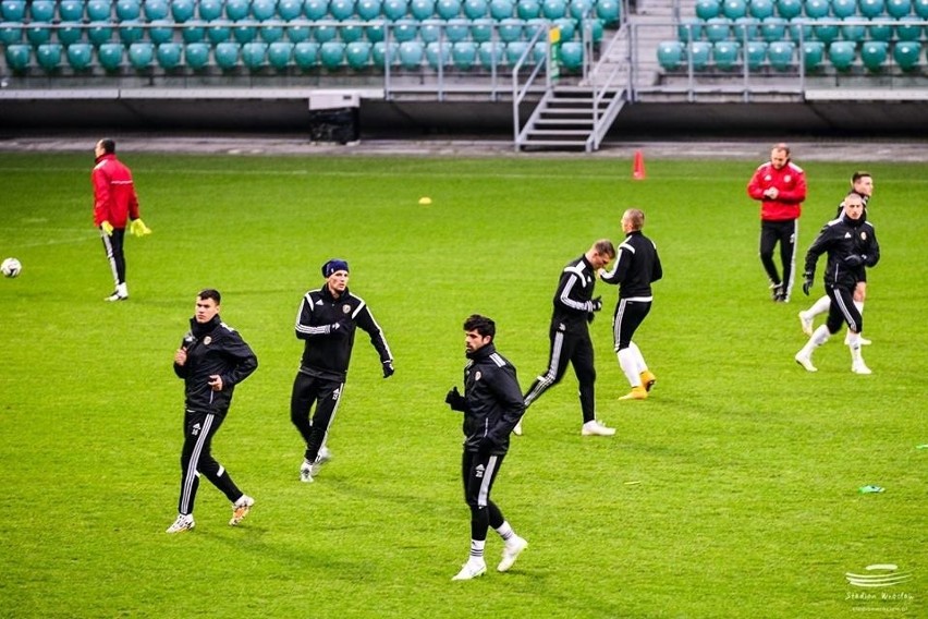 Śląsk - Legia. WKS trenował na Stadionie Wrocław, dwie niewiadome w składzie [ZDJĘCIA, FILM]