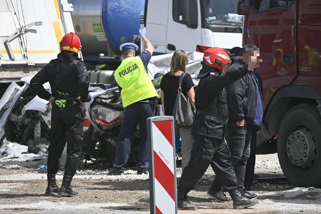 Cztery osoby zgięły w wyniku wypadku, do którego doszło 16 maja 2022 r. w Niewieścinie.