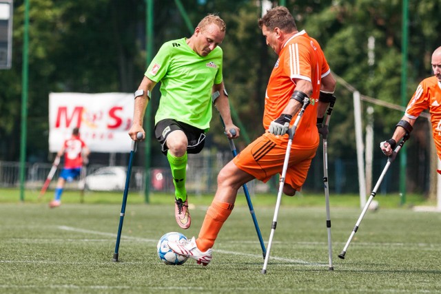 Amp futbol rozwija się w Polsce w imponującym tempie. Reprezentacja kraju to obecnie siódma drużyna na świecie.