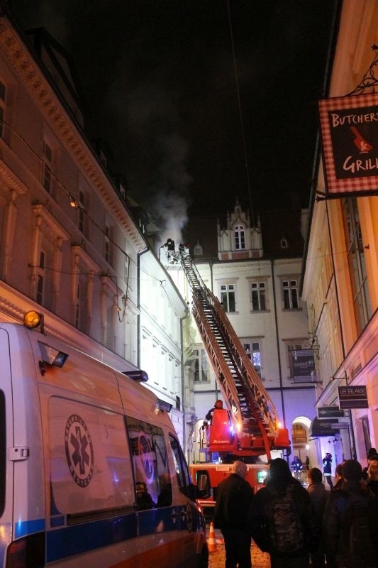 Pożar we wrocławskim Ratuszu. Paliło się na zapleczu sali sesyjnej