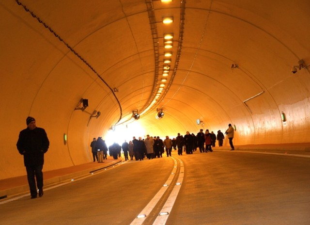 Utworzenie obejścia Węgierskiej Górki wiąże się z m.in. z budową tuneli, takich jak ten w Lalikach. A to jednak bardzo kosztowne przedsięwzięcie