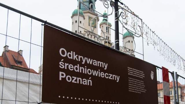 Wystawa "Odkrywamy średniowieczny Poznań" na Starym Rynku.