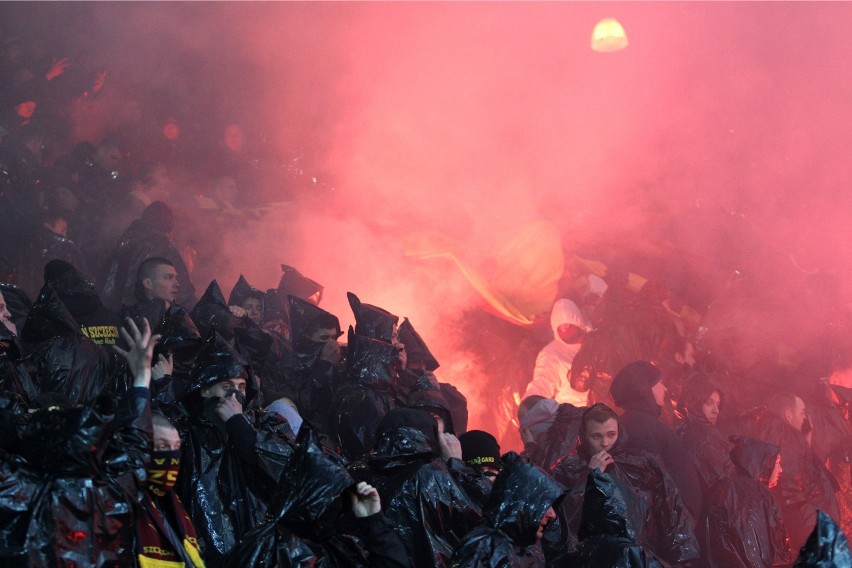 Mecz Cracovii z Pogonią nie przebiegał zbyt spokojnie