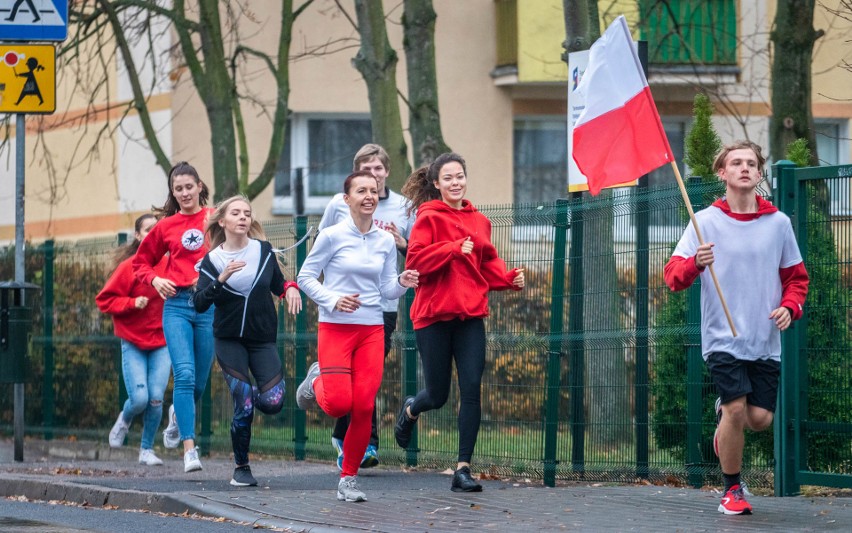 W piątek IX LO w Bydgoszczy zorganizowało bieg z okazji...