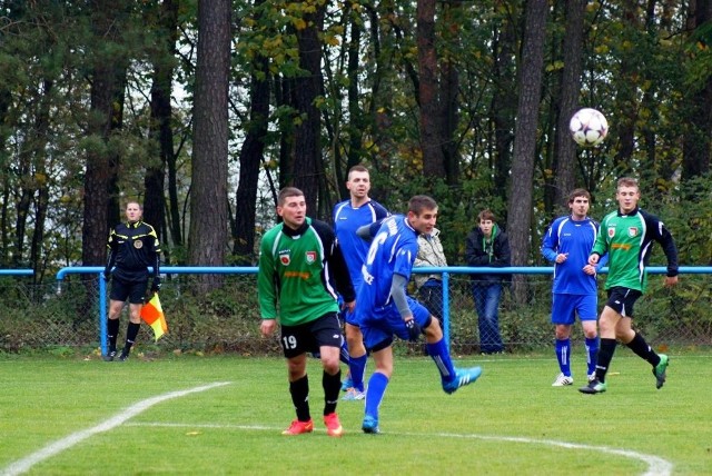 Kapral-Car/Dąb Barcin - Kujawy Markowice 3:1.