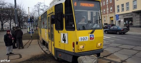 Żółte tatry od trzech lat kursują po Szczecinie. Jest ich 53. W wyniku nowej umowy niedługo pojawi się 31 następnych.