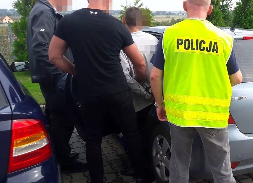 Sąd Rejonowy w Prudniku tymczasowo aresztował podejrzanego.