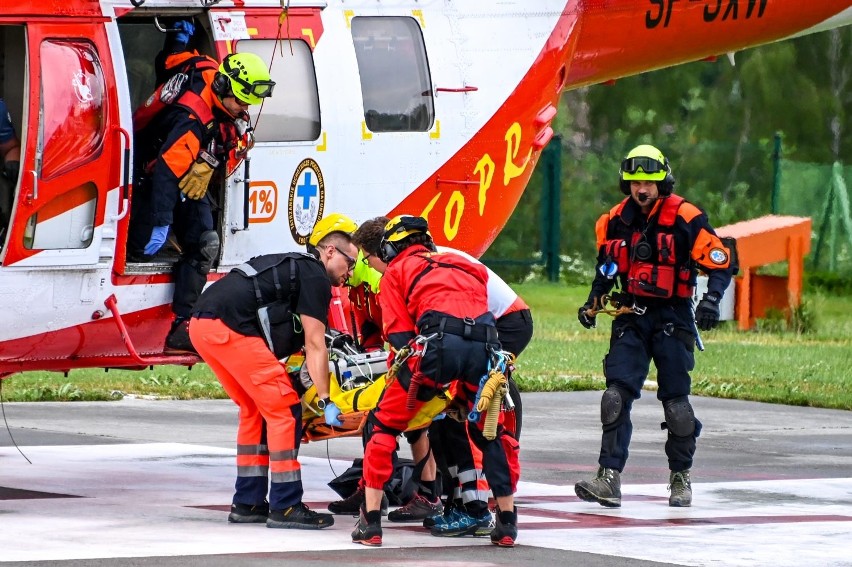 Tatry. Młody turysta z Ukrainy porażony piorunem na Giewoncie. Był głęboko nieprzytomny. Zmarł w szpitalu 