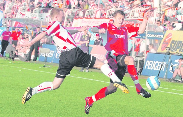 13 maja 2007 roku Cracovia zremisowała na swoim stadionie z Wisłą 0:0. Właśnie w tym meczu zespół "Białej Gwiazdy" jedyny raz do tej pory w derbach prowadził trener Kazimierz Moskal.