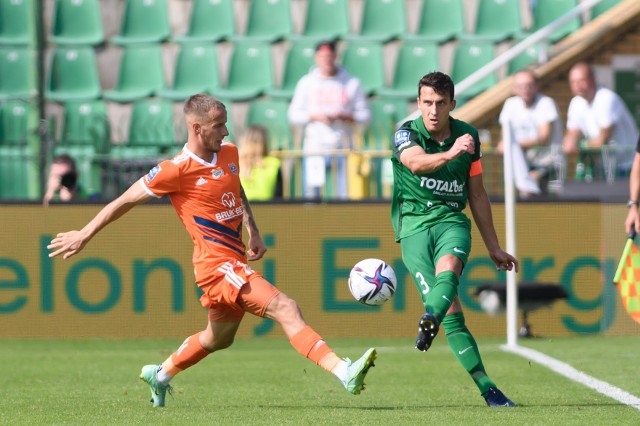 W pierwszym meczu między tymi drużynami w Grodzisku Wlkp. padł wynik 0:0, a na ławkach byli Piotr Tworek i Mariusz Lewandowski. Obaj już nie pracują w Warcie oraz Termalice.