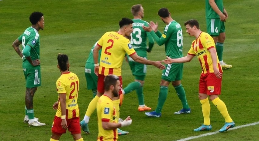 Korona Kielce gra bardzo ważny mecz z Radomiakiem.