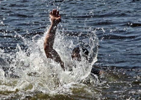 Mężczyzna utopił się w żwirowisku w miejscowości Jabłoń-Dąbrowa