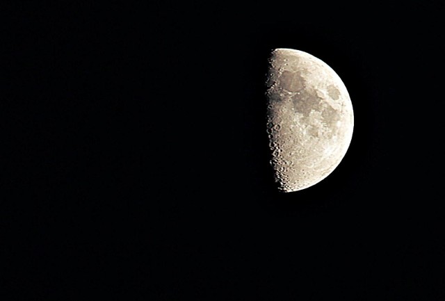 Już w piątek (27 lipca 2018) wyjątkowe zjawisko astronomiczne - całkowite zaćmienie księżyca 2018.