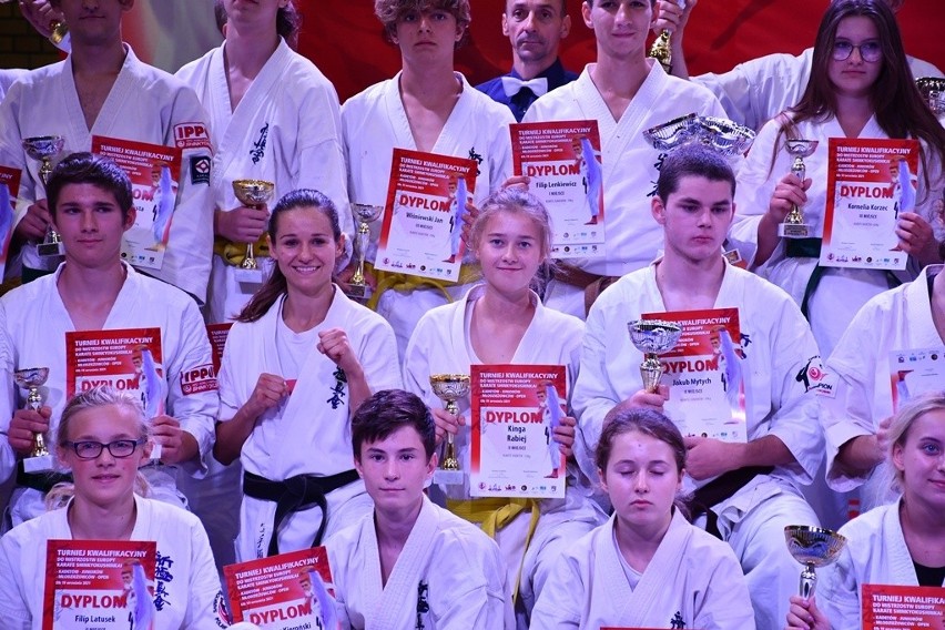 Troje zawodników Klubu Karate Morawica z przepustkami na mistrzostwa Europy w Rumunii [ZDJĘCIA]