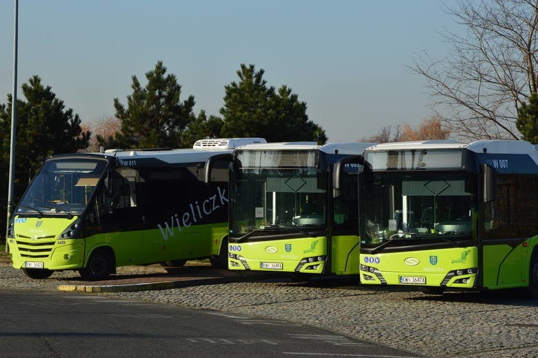 Wielickie autobusy obsługują obecnie dziewięć tras w gminie...